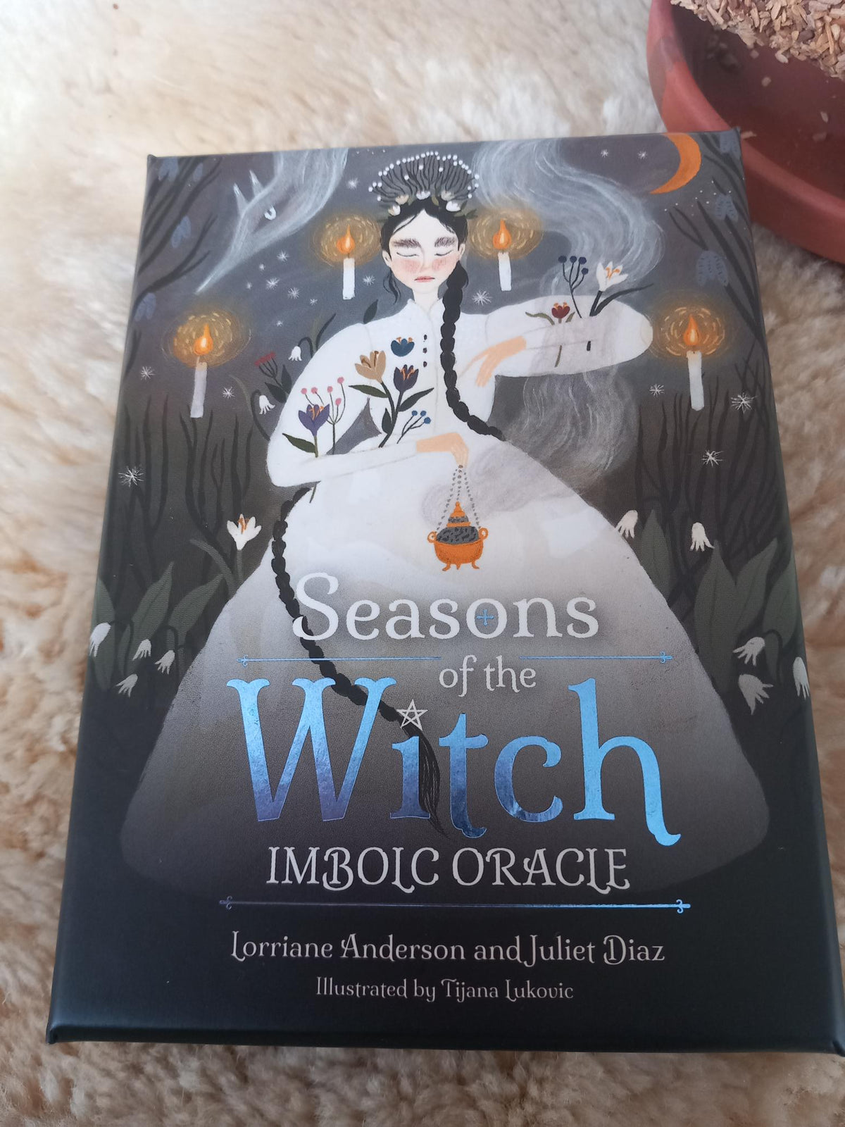 Seasons of the witch Imbolc oracle 2de kansje